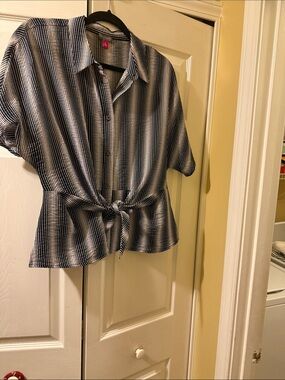 Vince Camuto Navy & White Vertical Stripe Shirt